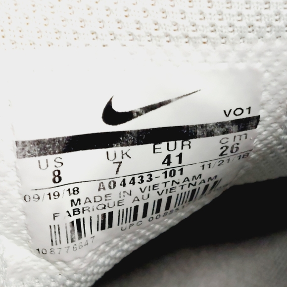 Nike LeBron Witness 3  White Chrome Lace Up Athletic Sneakers D295 - Picture 9 of 12